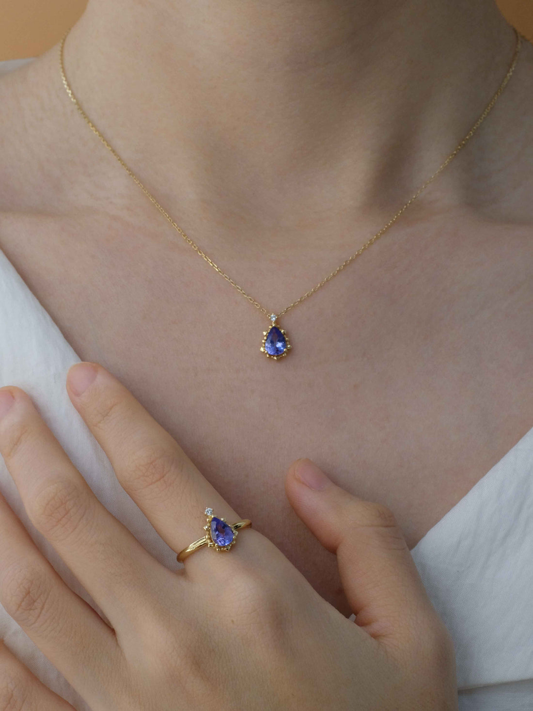 TREASURES Tanzanite Diamond Necklace, 18k solid gold