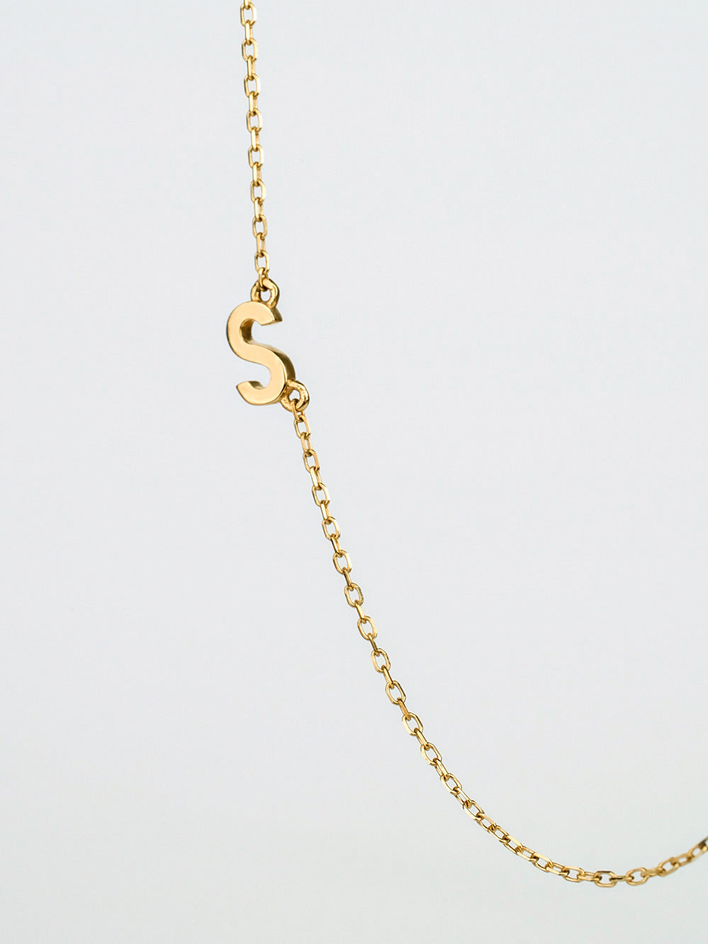 Personalized Letter Solid Gold Clavicle Necklace