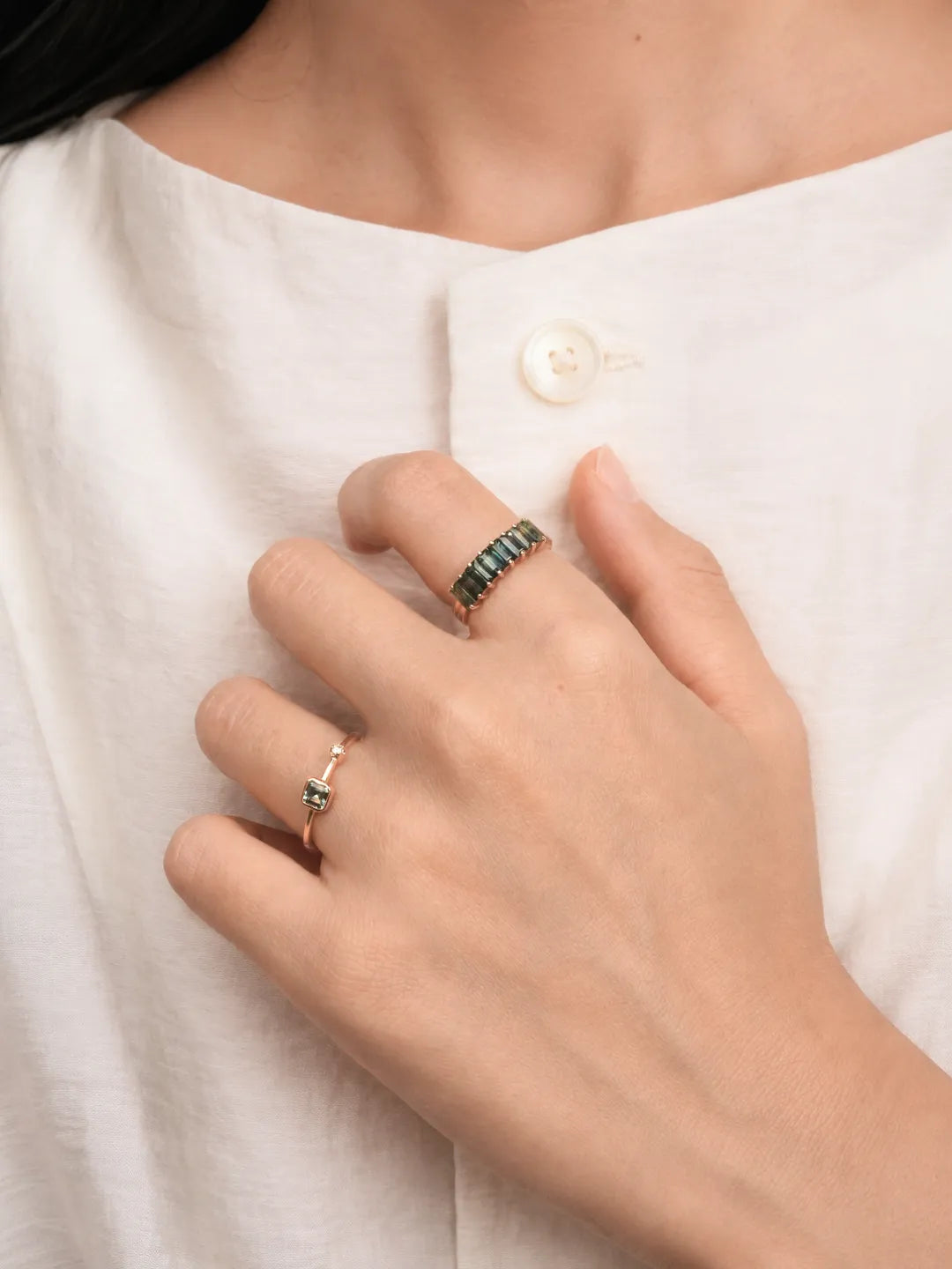 Teal sapphire rings in solid gold