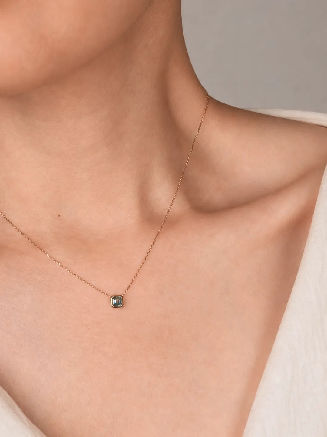Mira Teal Sapphire Necklace