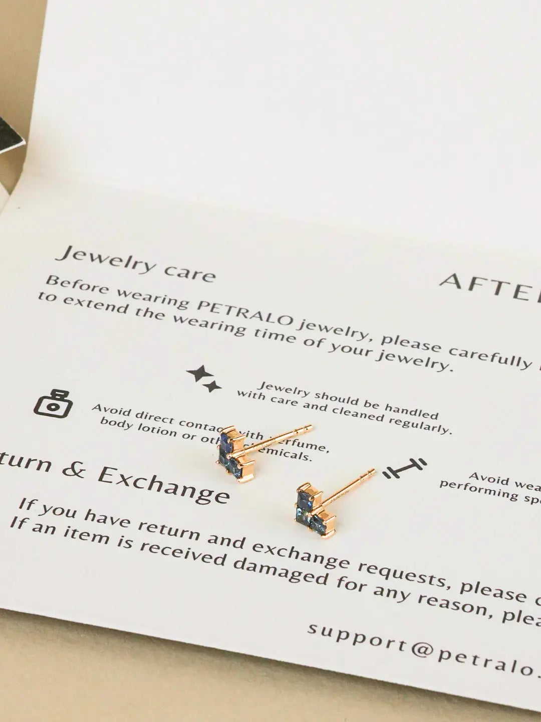 Mosaic Heart sapphire Stud Earrings in solid gold